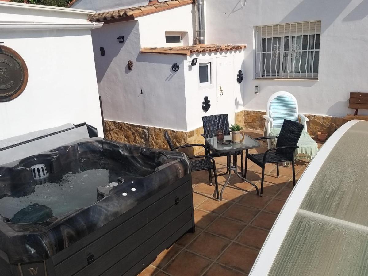 Apartamento La Casa De Huespedes La Pobla de Vallbona Exterior foto
