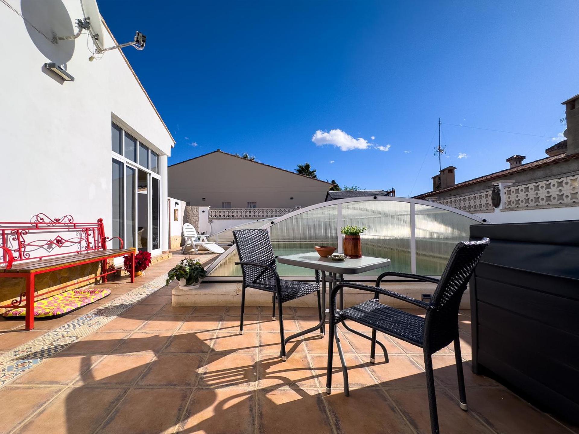 Apartamento La Casa De Huespedes La Pobla de Vallbona Exterior foto