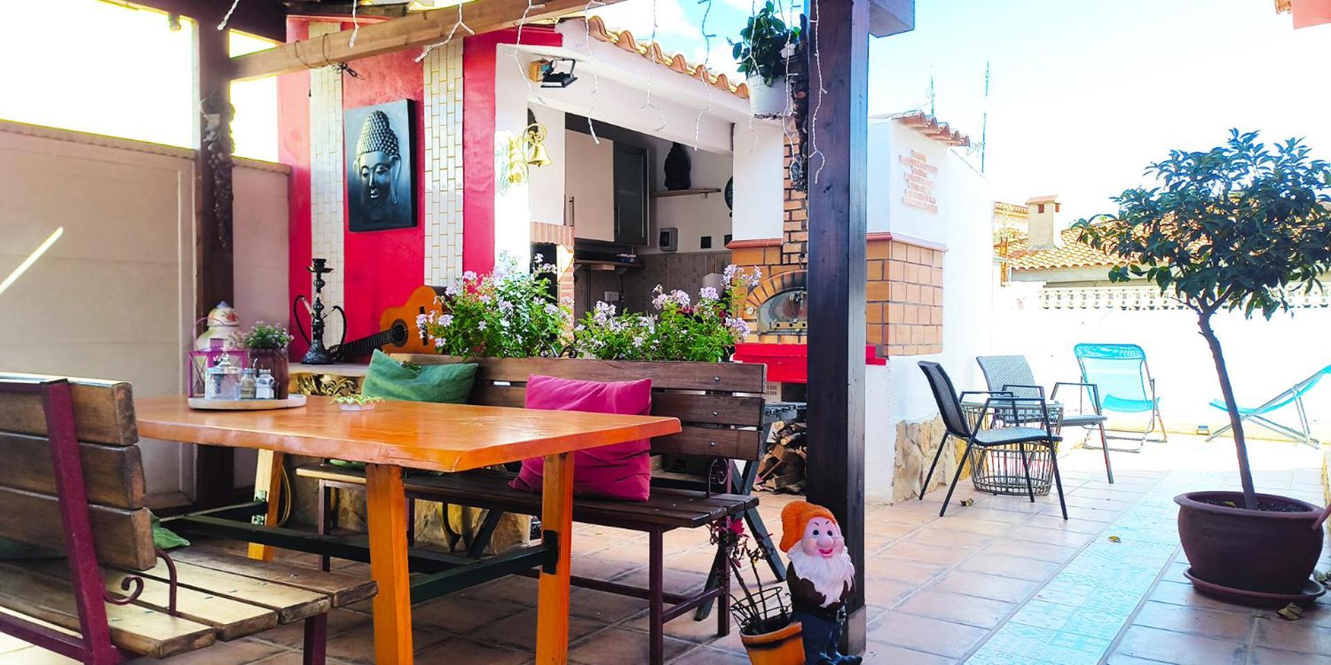 Apartamento La Casa De Huespedes La Pobla de Vallbona Exterior foto