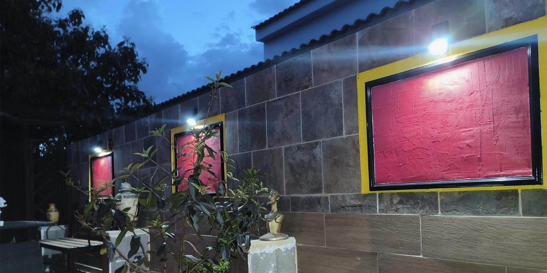 Apartamento La Casa De Huespedes La Pobla de Vallbona Exterior foto